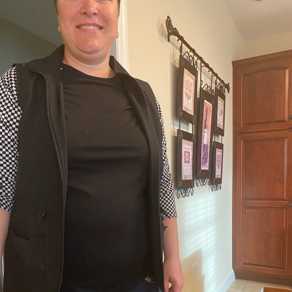 Meet your Posher, Elizabeth